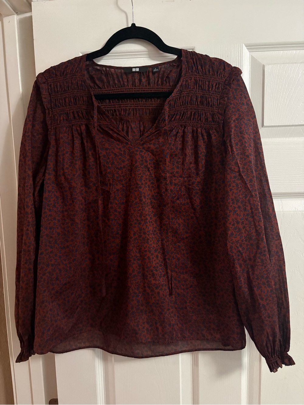 Uniqlo floral long sleeve blouse top peasant boho bohemian lightweight cotton L